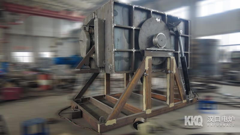 鋰電池材料焙燒爐生產現場